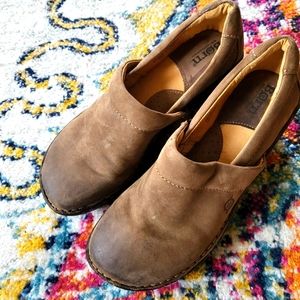 Born leather clogs loafers sz 9 women's brown